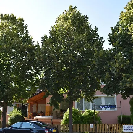 Vendégház Ujvári Vendégszobák